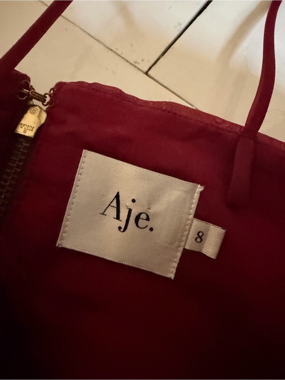 AJE - Picture 5 of 6